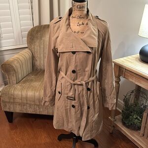 GAP Classic Belted Trench Coat M Black Buttons